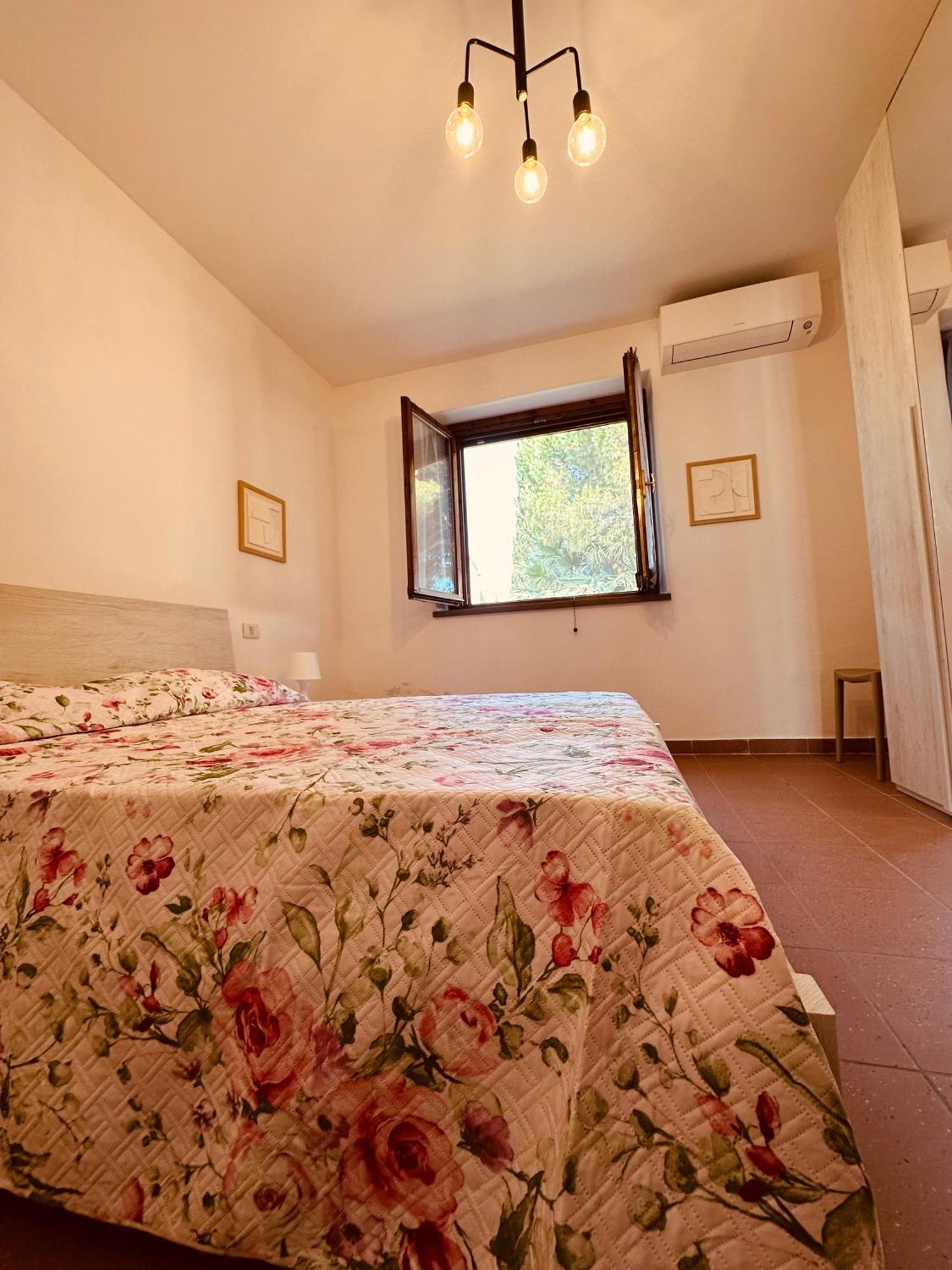 Agriturismo Santa Maria フォッローニカ エクステリア 写真
